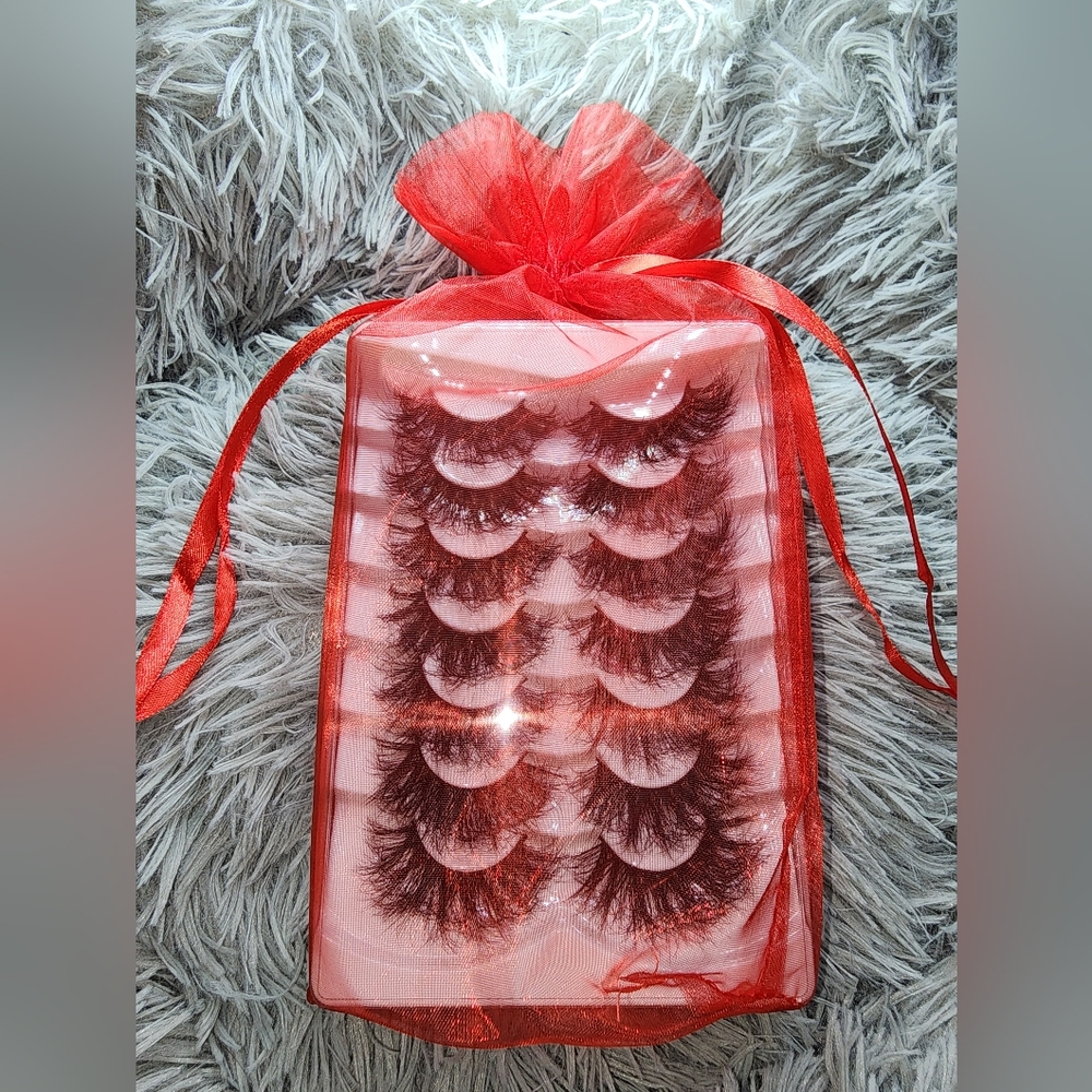 The Bold, gorgeous and seductive Lash Set